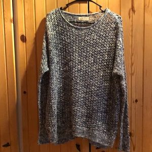 White/blue hollister sweater